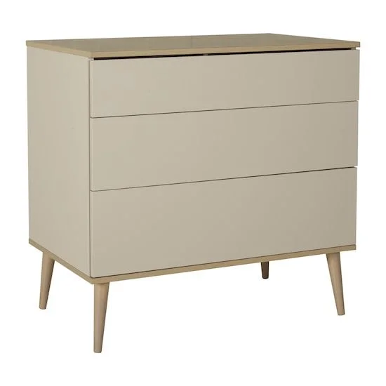 aubert-1867023